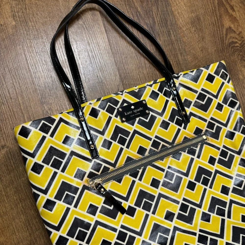 Kate Spade Bon Shopper Tote Flicker Fabric Yellow Black Print Shoulder Bag